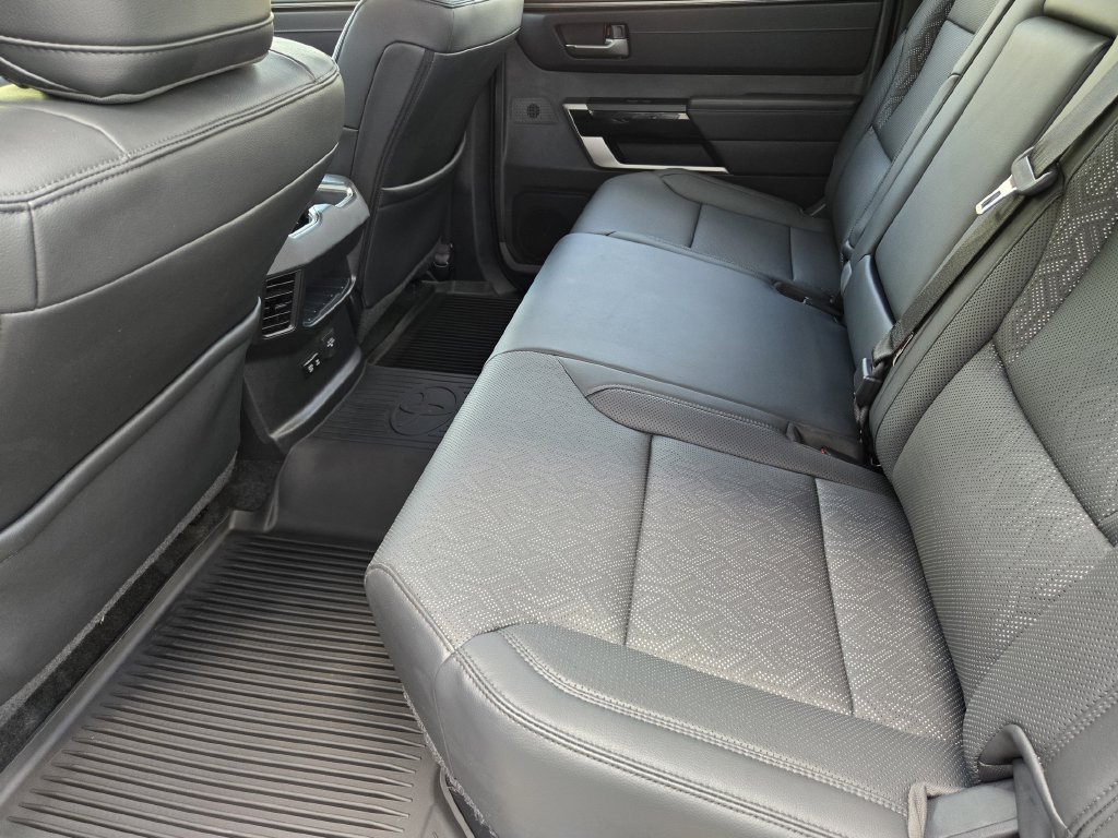 Used 2024 Toyota Tundra Limited AWD/4WD image 23
