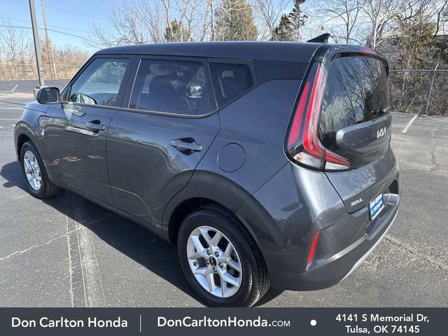 Used 2025 Kia Soul LX image 9