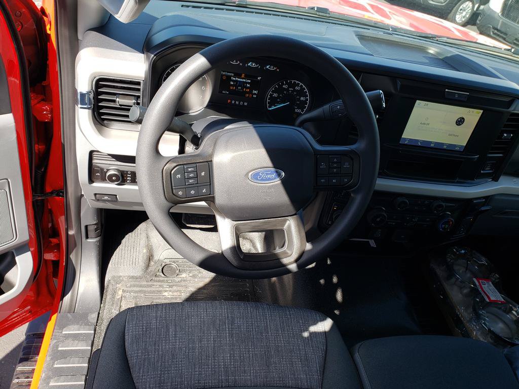 New 2026 Ford F350 XLT w/ FX4 Off-Road Package AWD/4WD image 9