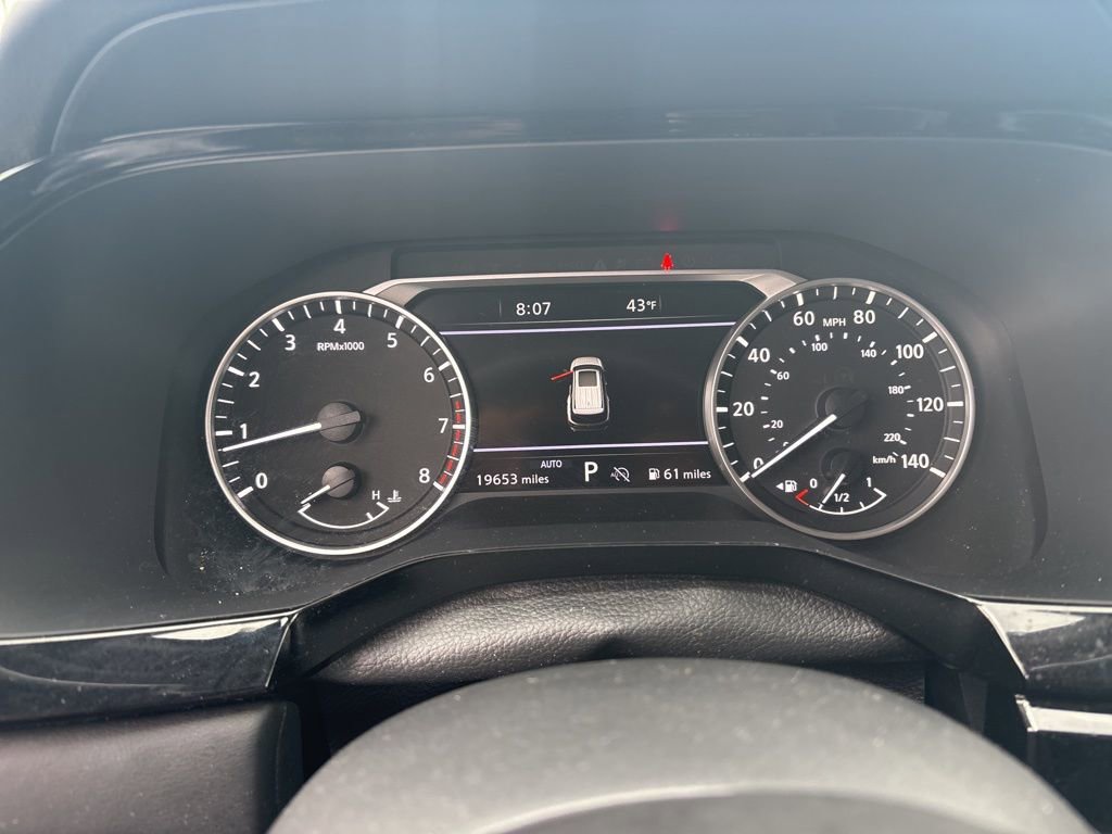 Used 2023 Nissan Pathfinder SL image 18