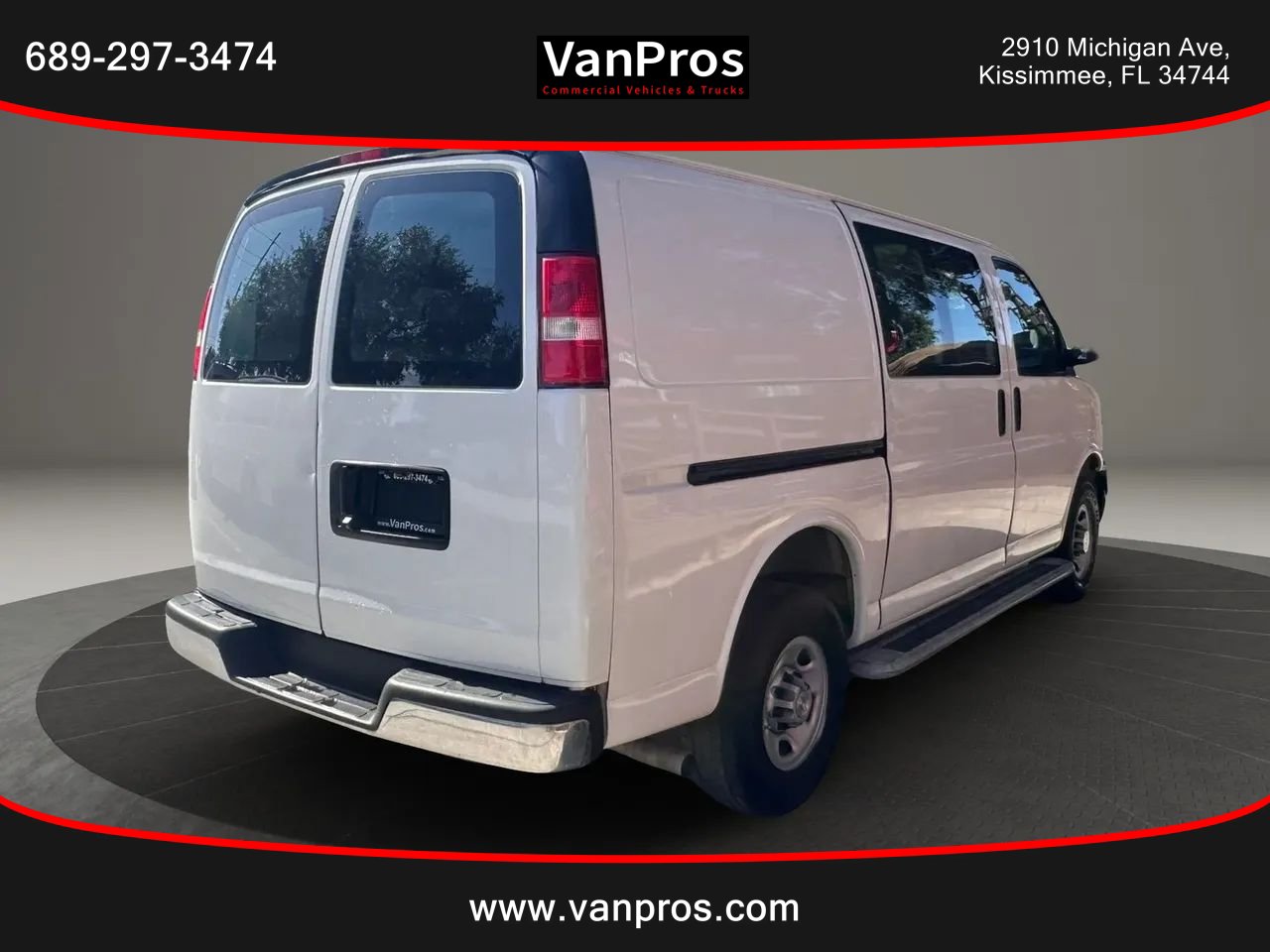 Used 2021 Chevrolet Express 2500 w/ Driver Convenience Package RWD image 5