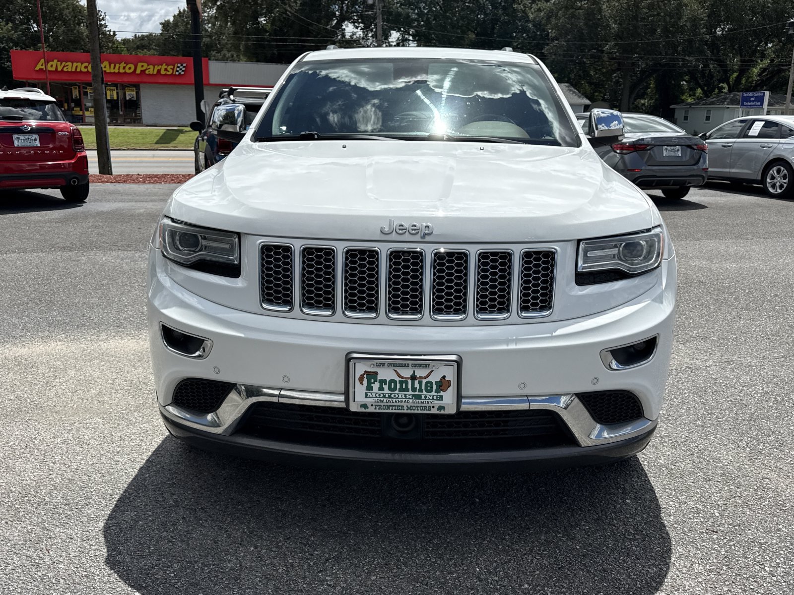 Used 2015 Jeep Grand Cherokee Summit AWD/4WD image 9