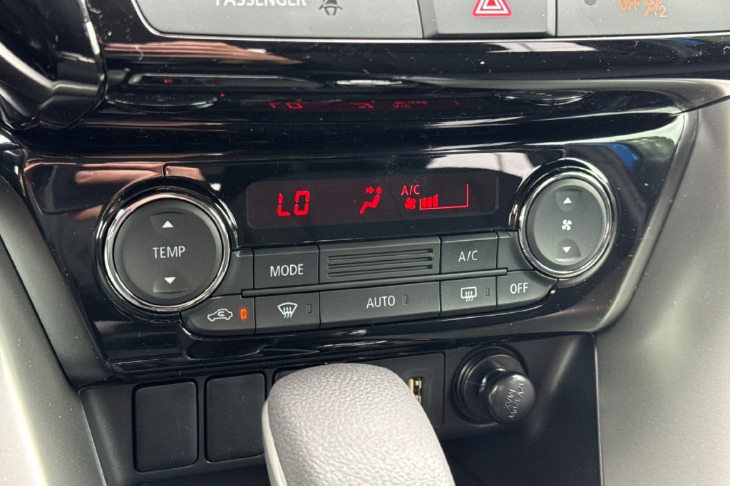 New 2026 Mitsubishi Eclipse Cross LE AWD/4WD image 22