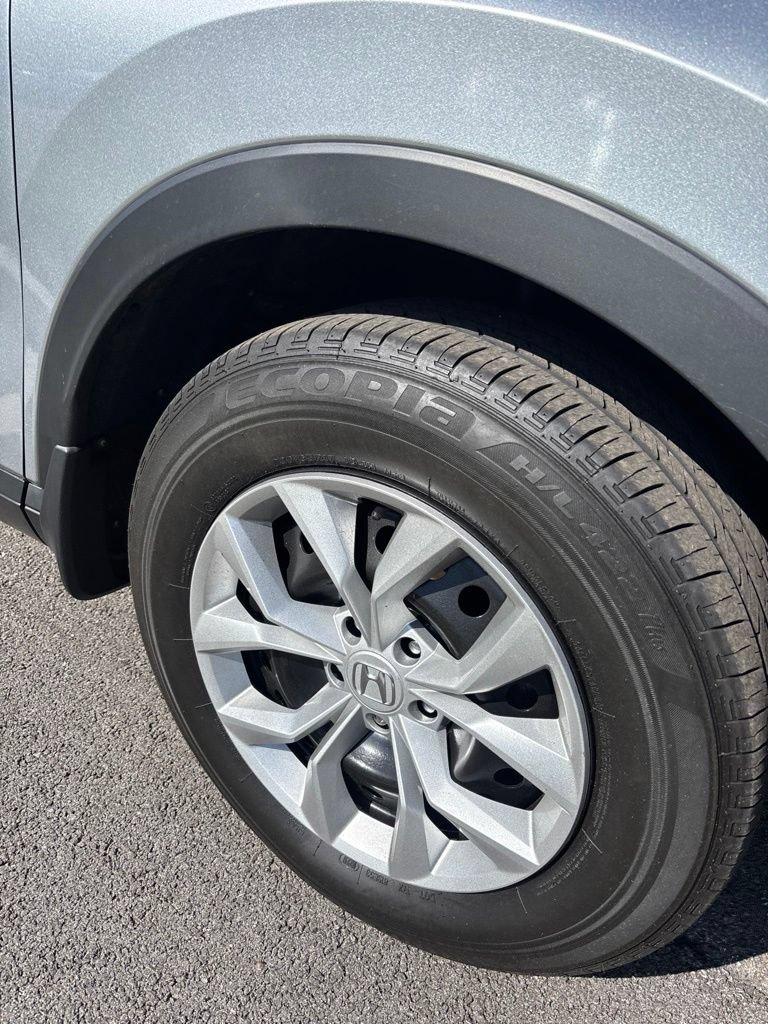 Used 2025 Honda CR-V LX image 8