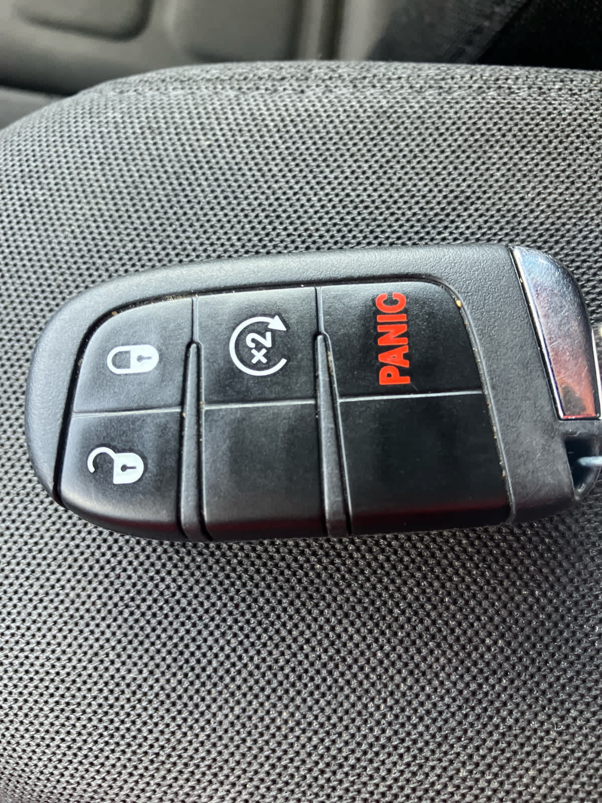 Used 2021 Jeep Renegade Latitude FWD image 27