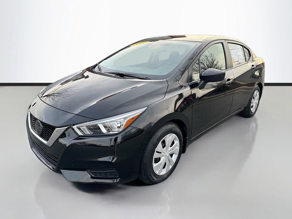 Used 2021 Nissan Versa S image 3