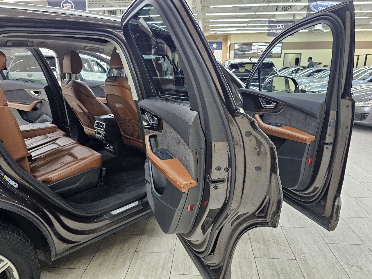 Used 2018 Audi Q7 3.0T Prestige image 16
