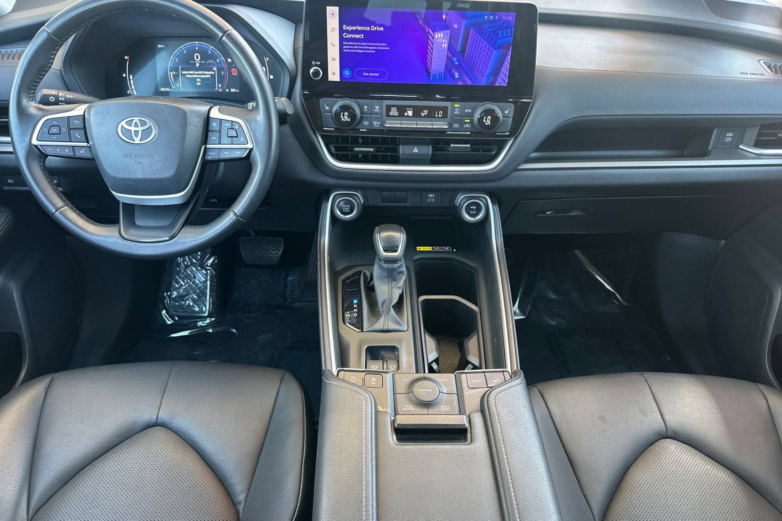 Certified 2025 Toyota Grand Highlander AWD image 17