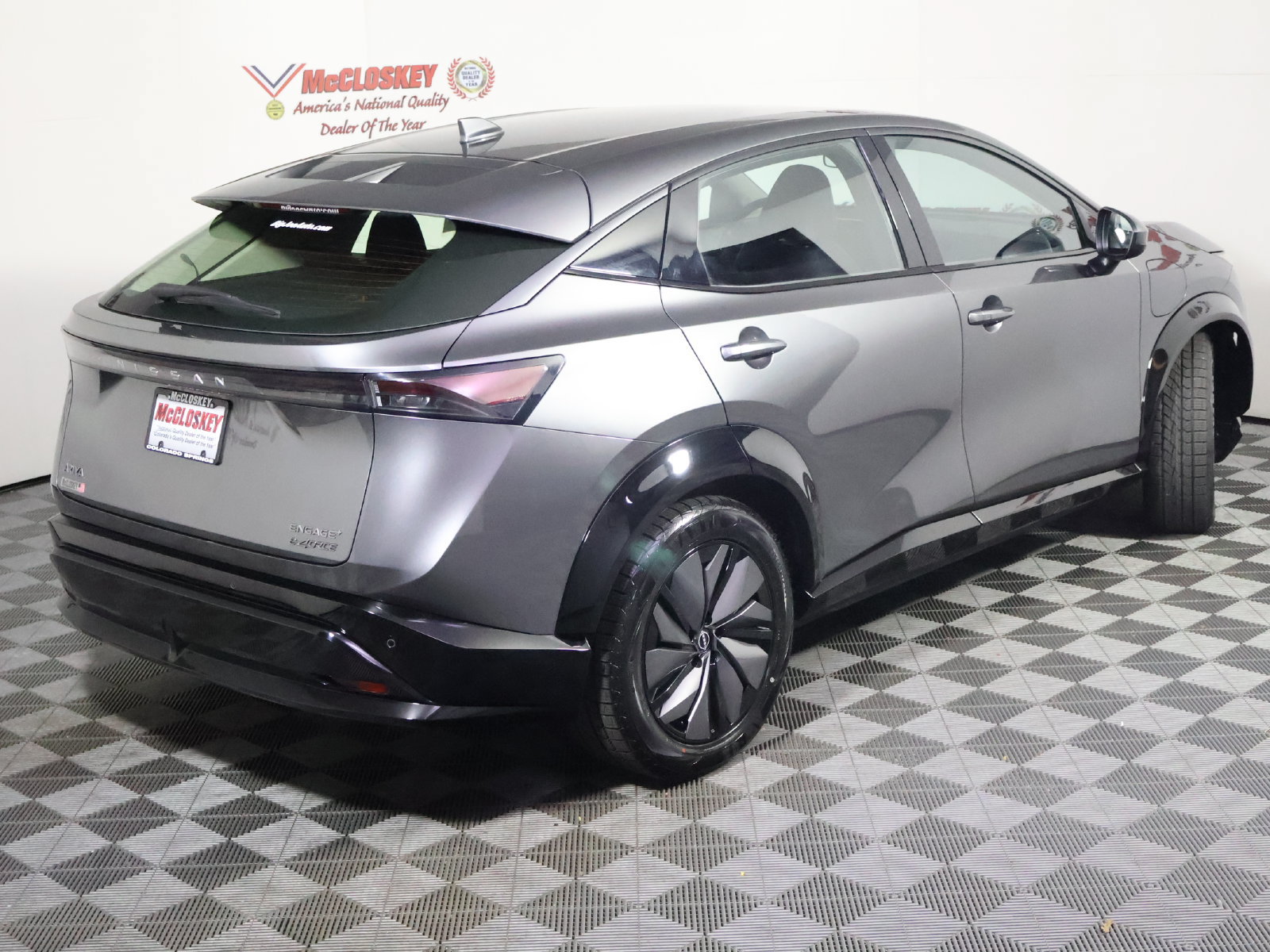 Used 2024 Nissan Ariya AWD image 4