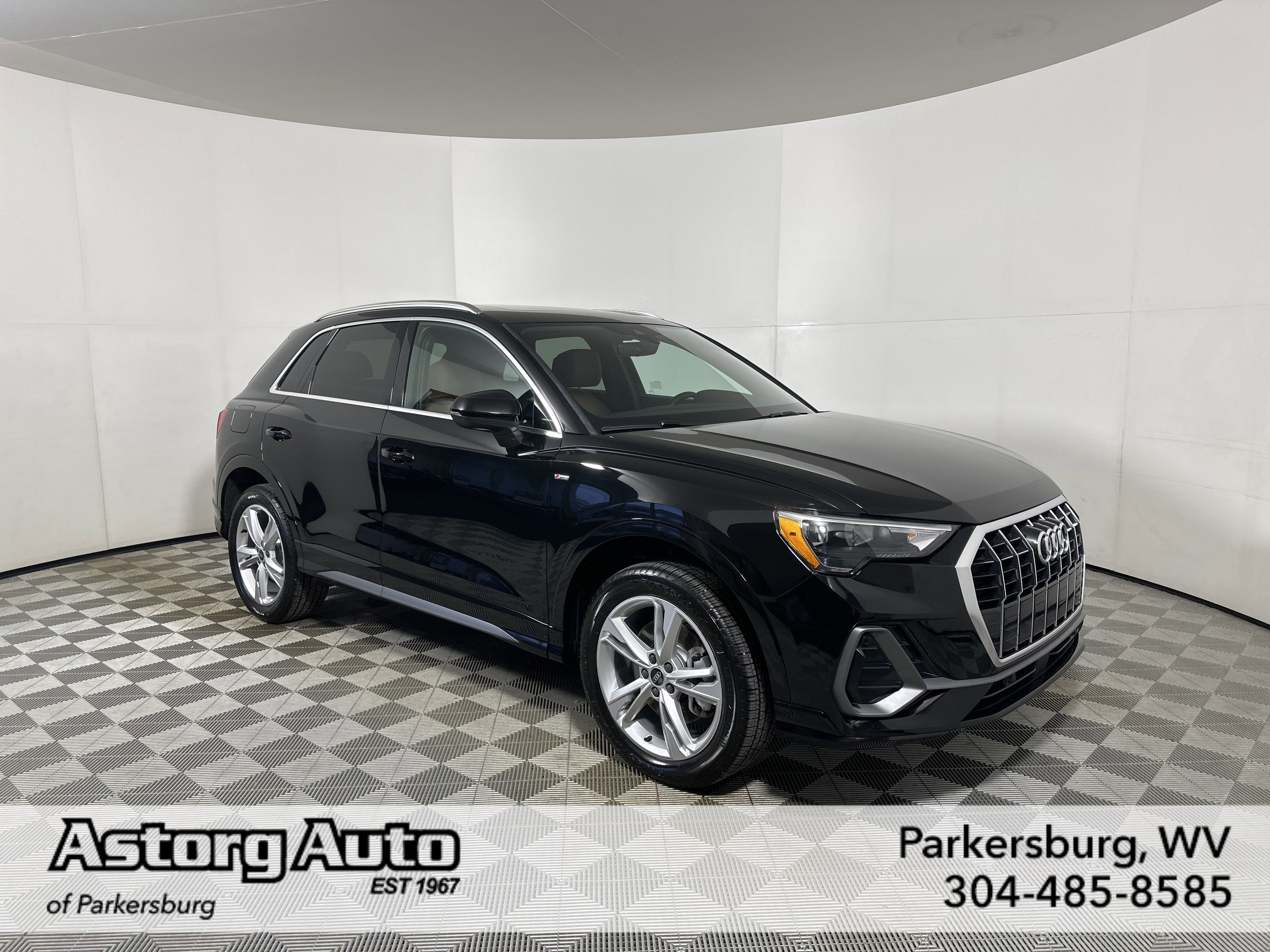 Used 2022 Audi Q3 2.0T Premium image 1