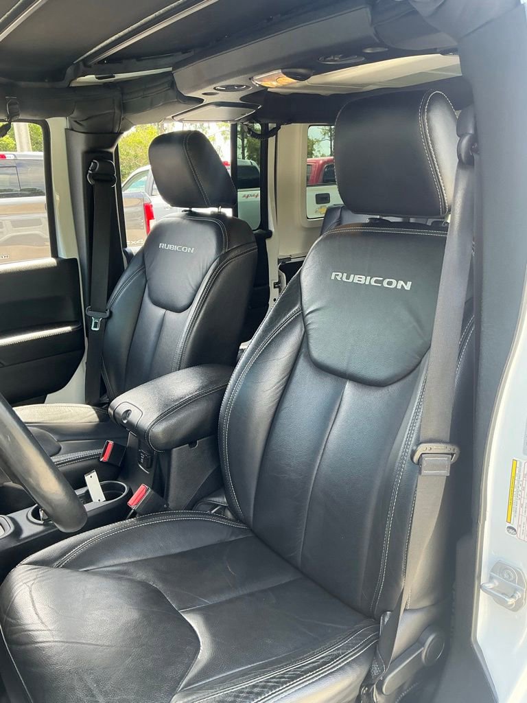 Used 2016 Jeep Wrangler Unlimited Rubicon AWD/4WD image 31