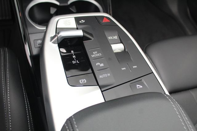 Used 2026 BMW X1 xDrive28i w/ Technology Package image 13