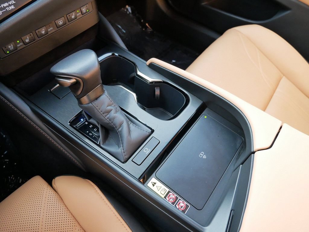 Certified 2025 Lexus ES 350 Ultra Luxury w/ Accessory Package (Z2) FWD image 24