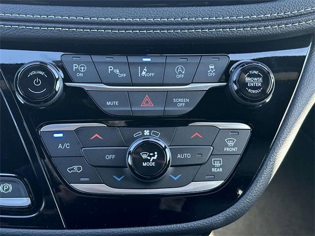 New 2025 Chrysler Pacifica Select image 17