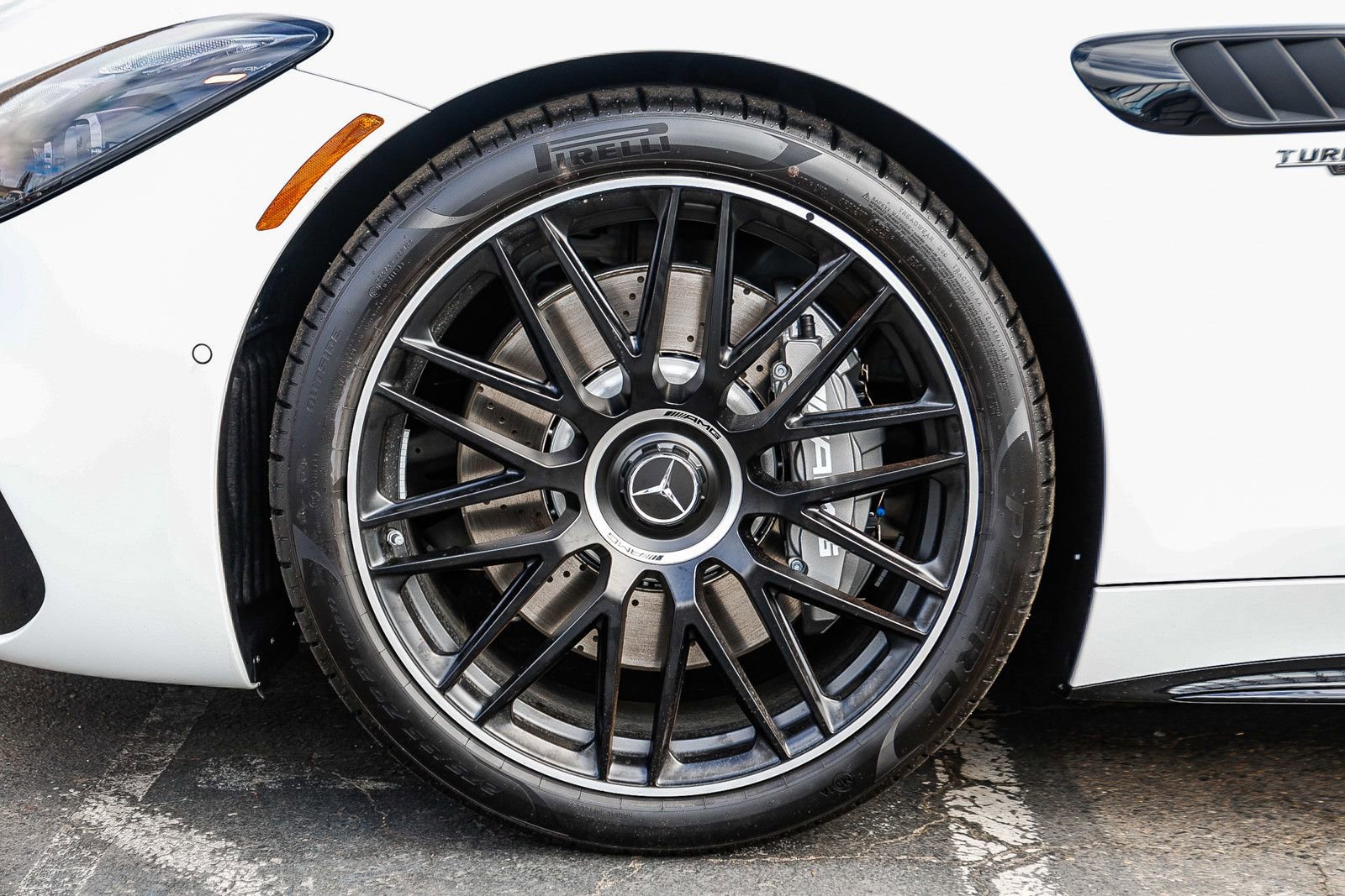 New 2026 Mercedes-Benz AMG GT 43 image 9