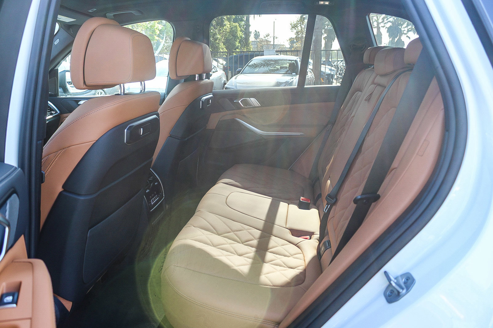 New 2026 BMW X5 xDrive40i w/ Climate Comfort Package image 18