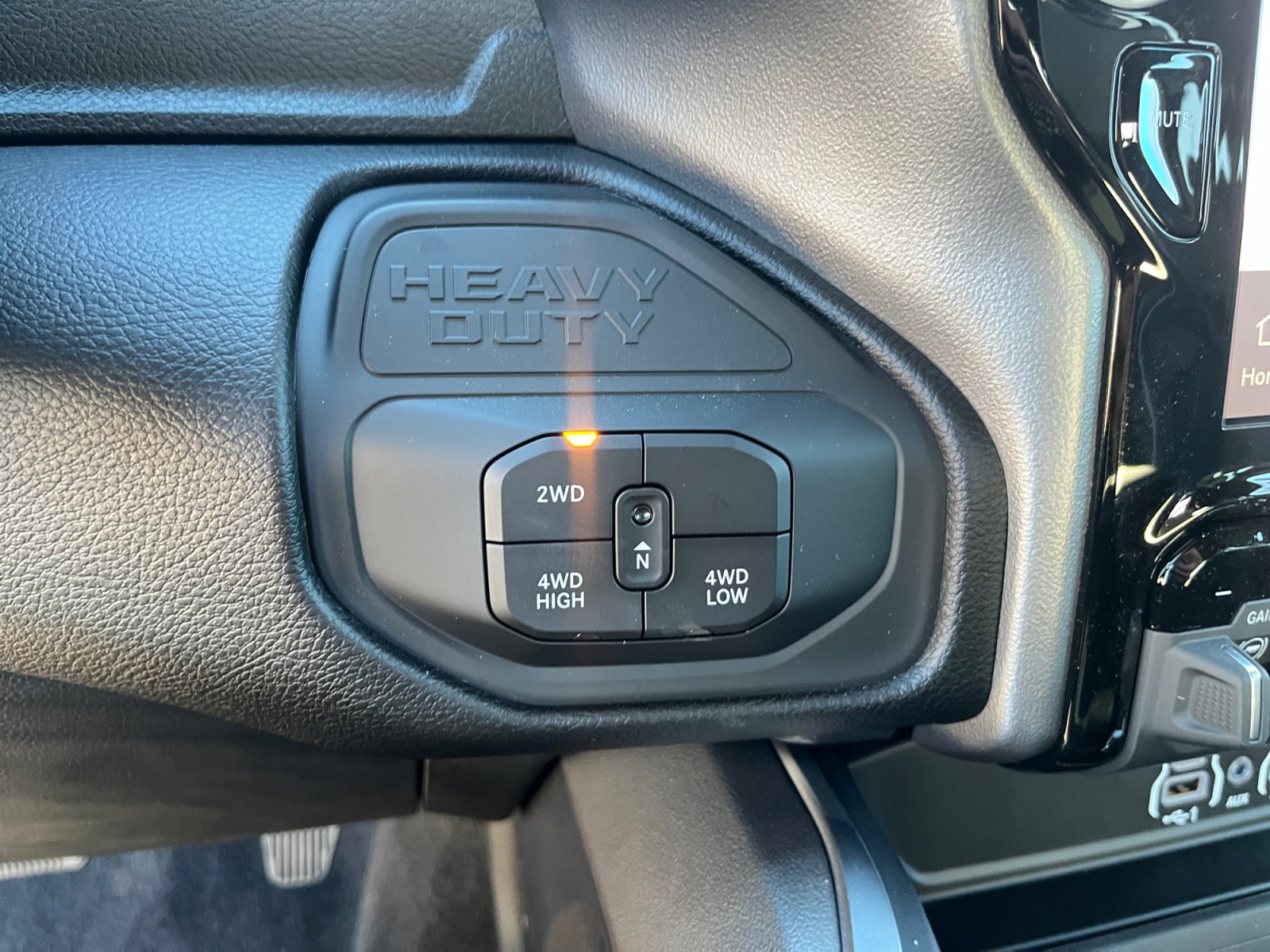 New 2026 RAM 2500 Laramie w/ Night Edition image 31