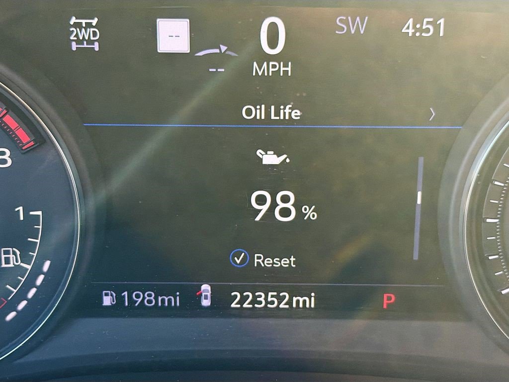 Certified 2025 Cadillac XT6 Premium Luxury w/ Platinum Package image 9