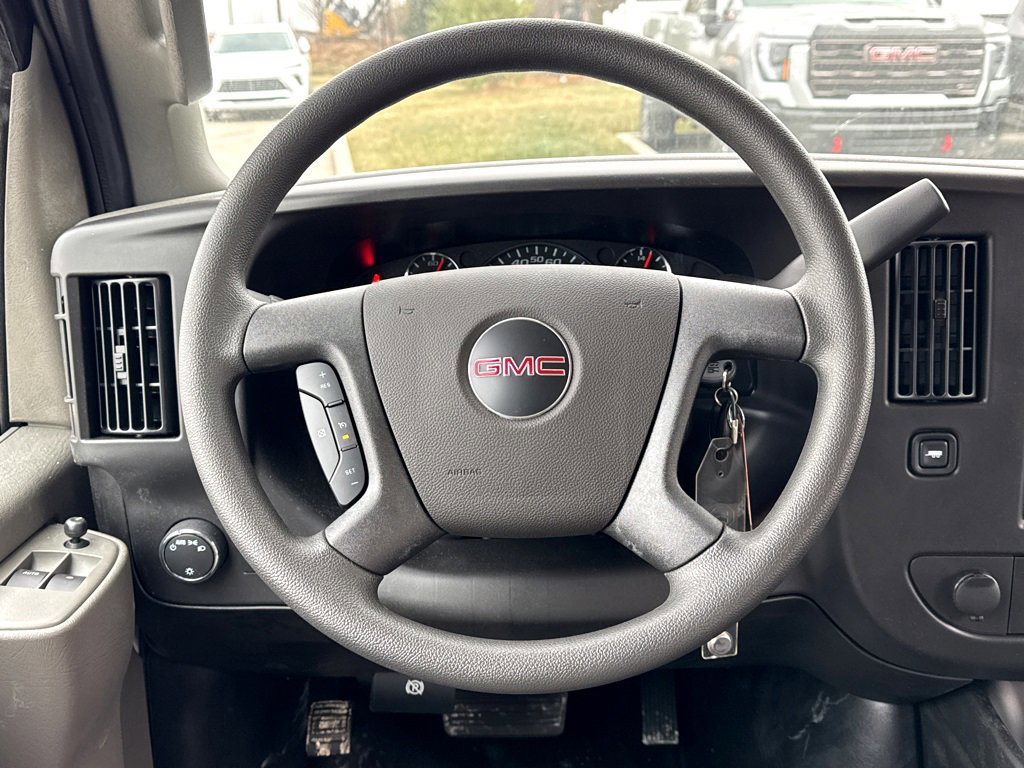New 2025 GMC Savana 3500 LS image 16