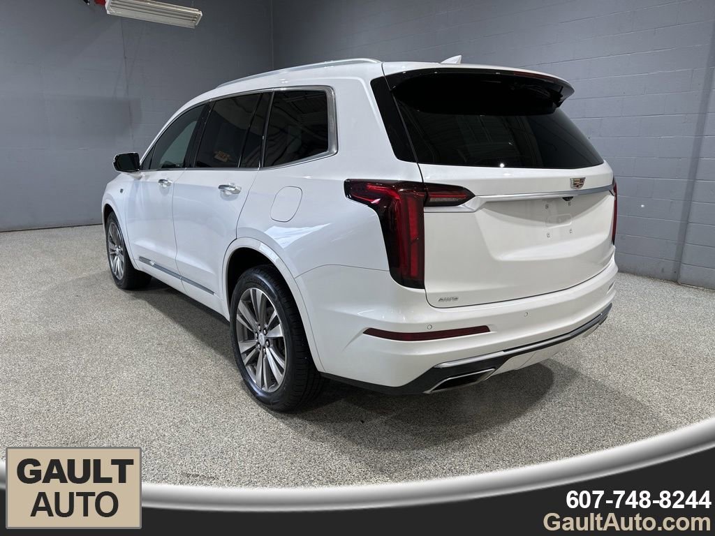 Used 2022 Cadillac XT6 Premium Luxury image 6
