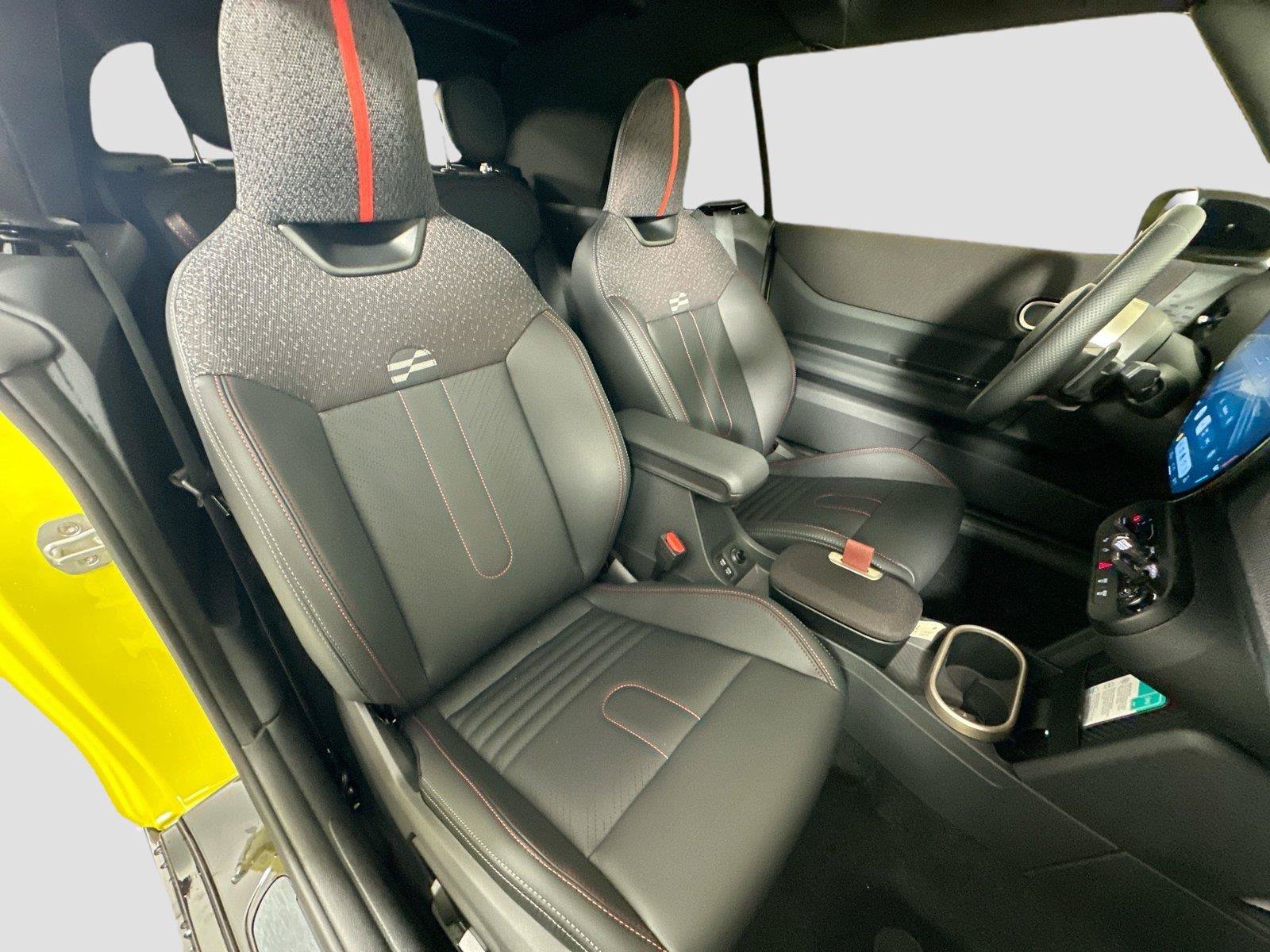 Used 2026 MINI Cooper S FWD image 25