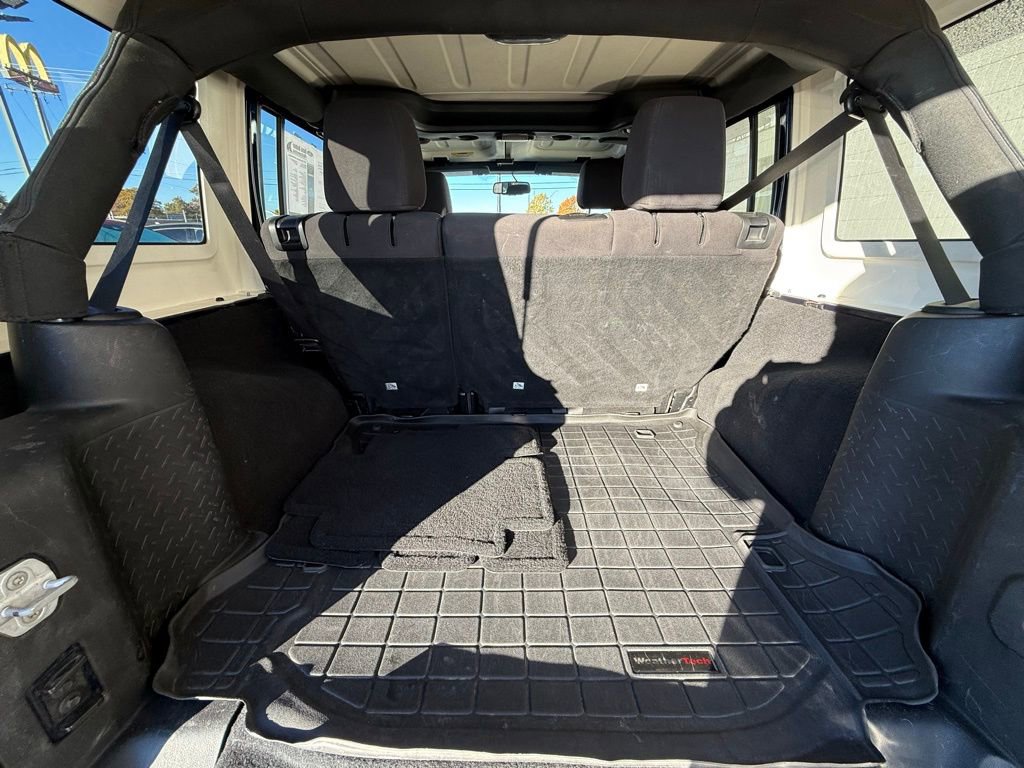 Used 2013 Jeep Wrangler Unlimited Sport image 22