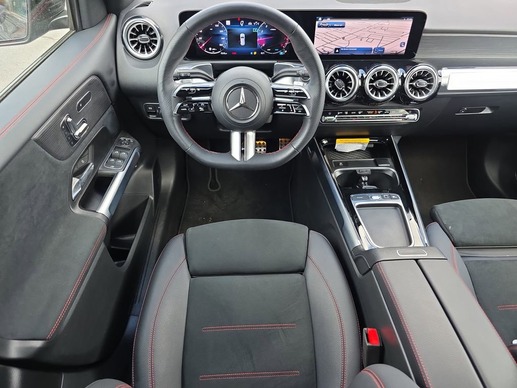 Certified 2026 Mercedes-Benz GLB 250 4MATIC image 13