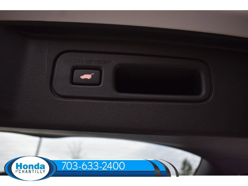 New 2025 Honda Pilot Touring image 34