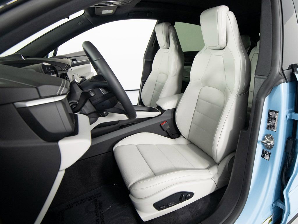 New 2026 Porsche Macan 4S Electric image 17