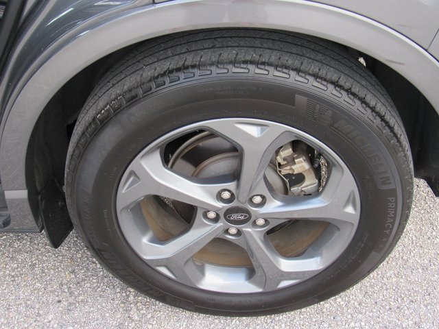 Used 2023 Ford Escape ST-Line w/ Equipment Group 301A image 9