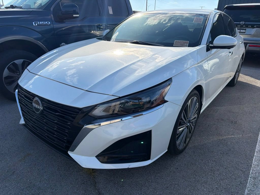 Used 2024 Nissan Altima 2.5 SL
