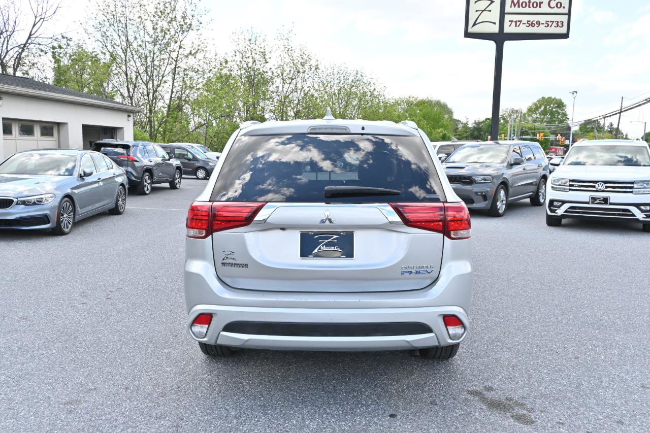 Used 2018 Mitsubishi Outlander SEL AWD/4WD image 10