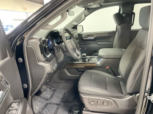Used 2024 Chevrolet Silverado 1500 RST w/ Convenience Package II AWD/4WD image 11