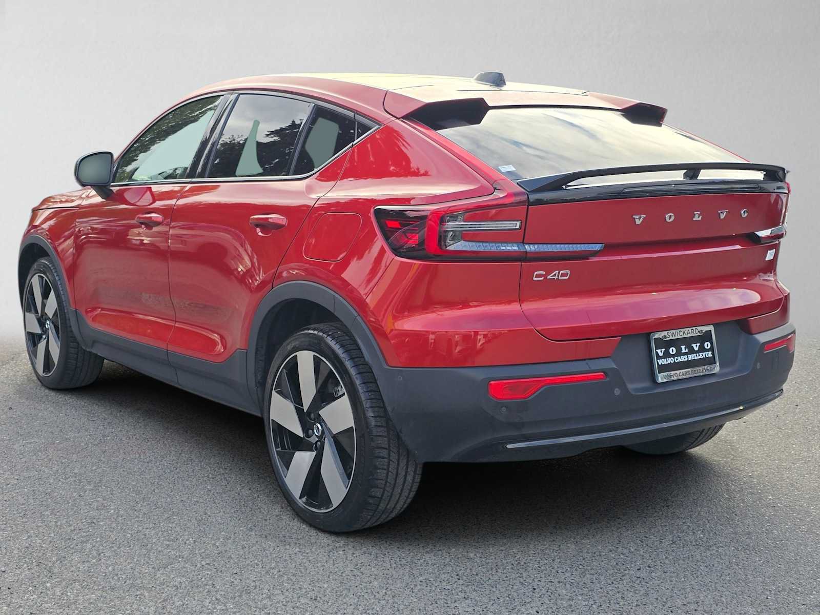 Certified 2023 Volvo C40 P8 Recharge Plus w/ Climate Package AWD/4WD image 6