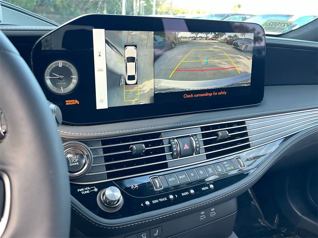 Certified 2025 Lexus LS 500 image 16