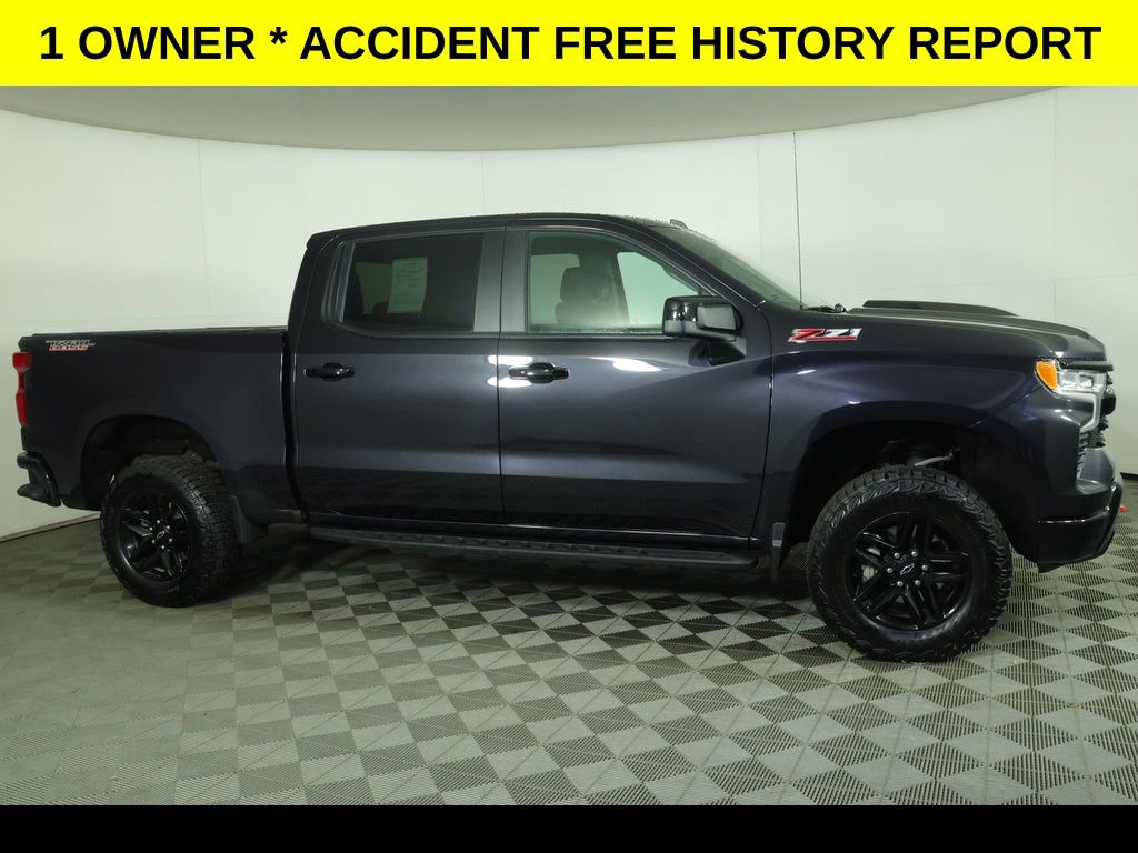 Used 2024 Chevrolet Silverado 1500 LT Trail Boss AWD/4WD image 2