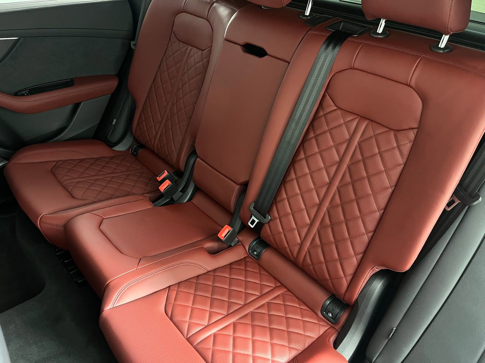 New 2026 Audi SQ8 Prestige image 18