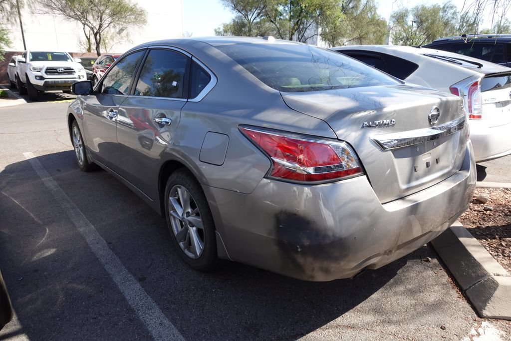 Used 2015 Nissan Altima 2.5 SL FWD image 2