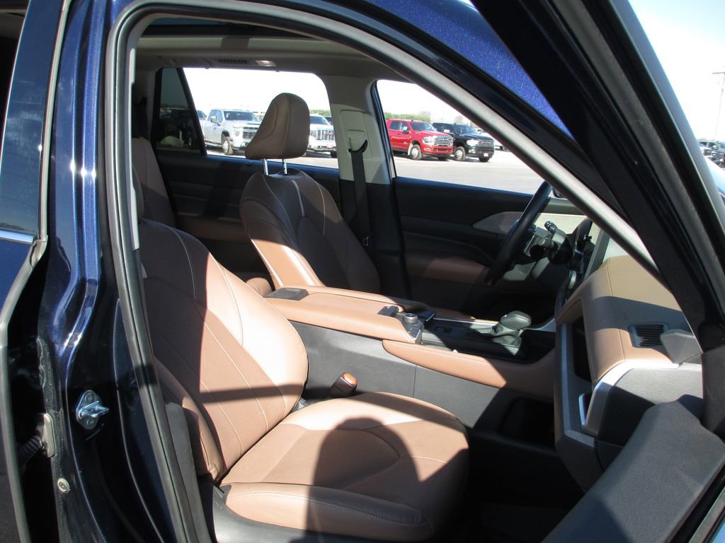 Used 2024 Toyota Grand Highlander Platinum image 21