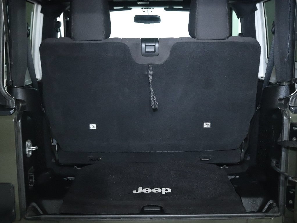 Used 2015 Jeep Wrangler Sport w/ Quick Order Package 24S AWD/4WD image 15