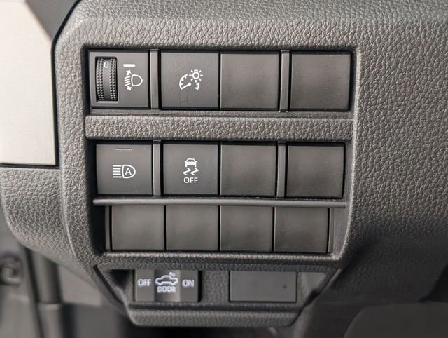 Used 2025 Toyota Tacoma TRD Sport image 13