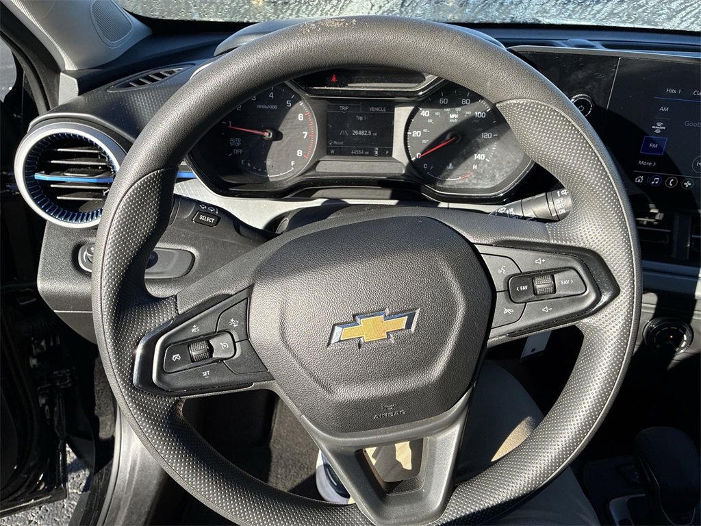 Used 2024 Chevrolet Trax LS image 14