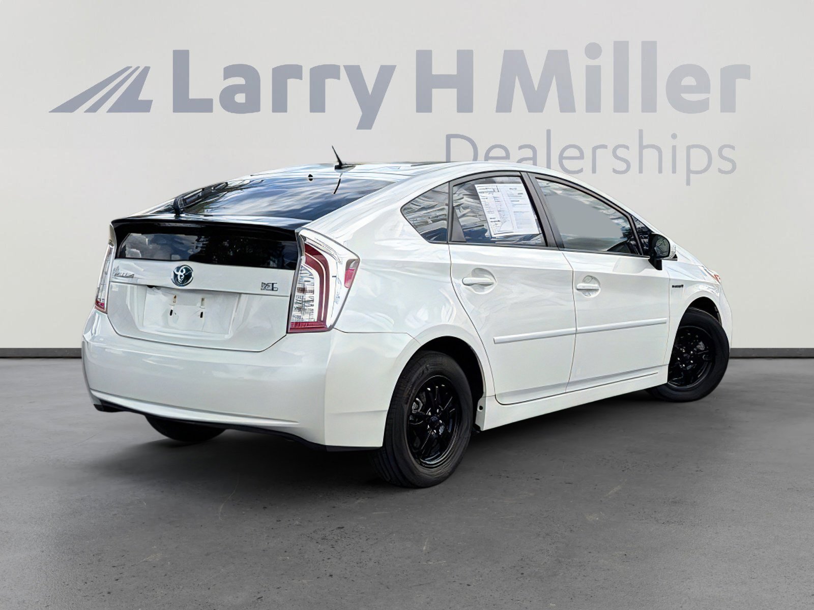 Used 2013 Toyota Prius Three image 6
