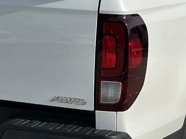 Certified 2023 Honda Ridgeline Black Edition image 6