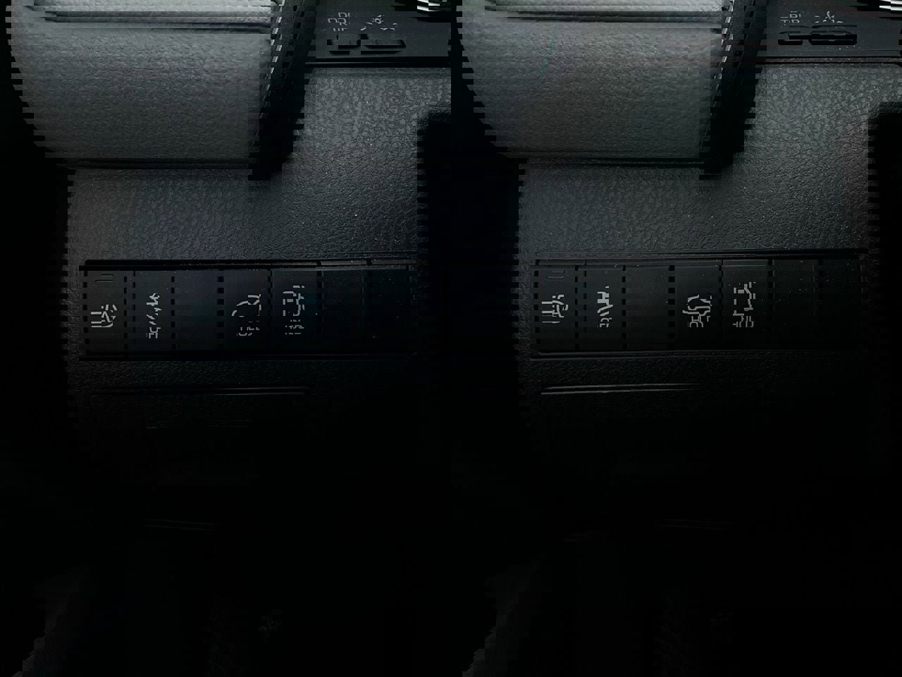 Used 2024 Toyota Camry LE image 20