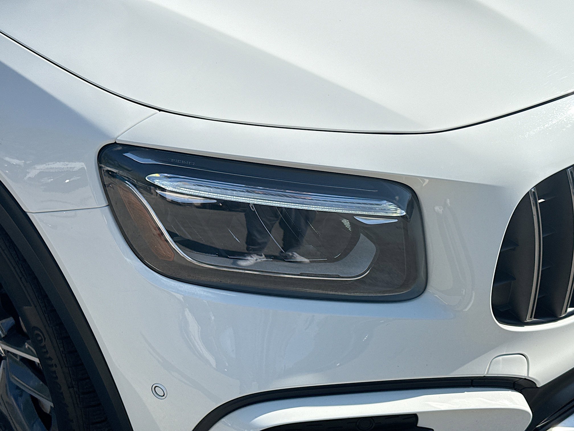 Used 2025 Mercedes-Benz GLB 35 AMG 4MATIC image 32