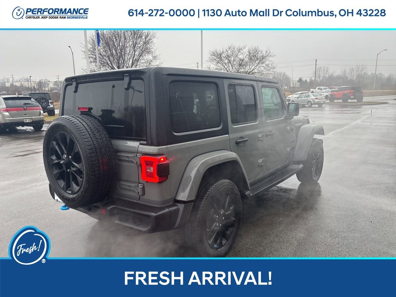 Used 2022 Jeep Wrangler Unlimited Sahara w/ Cold Weather Group image 4