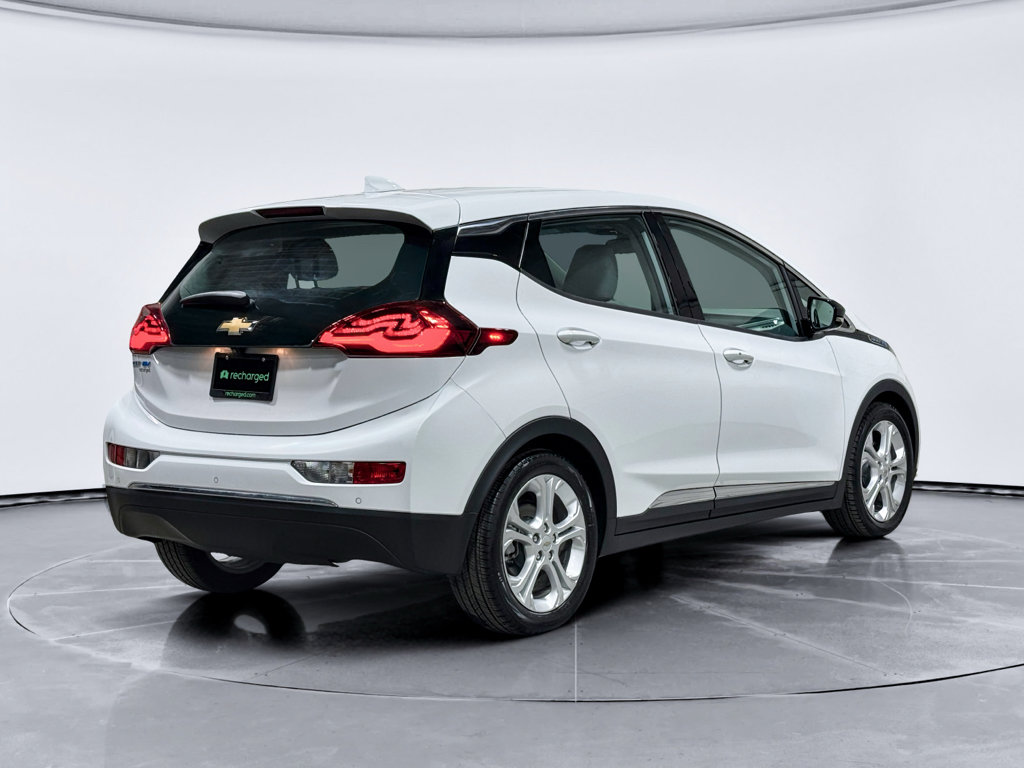 Used 2021 Chevrolet Bolt LT image 3