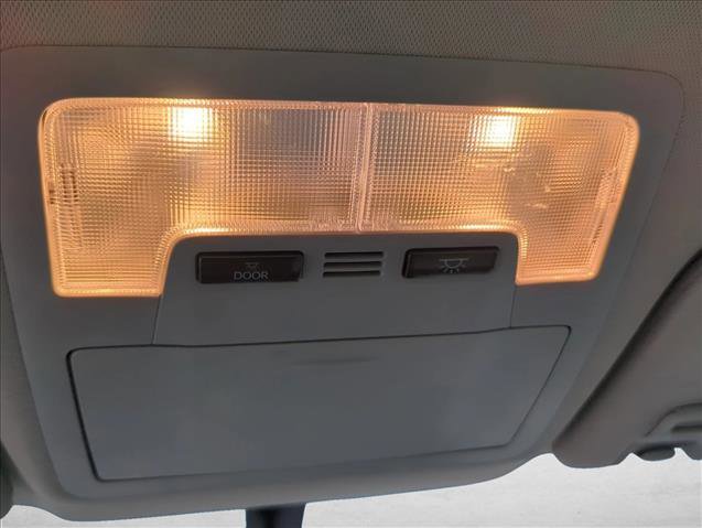 Used 2014 Toyota Avalon XLE FWD image 23