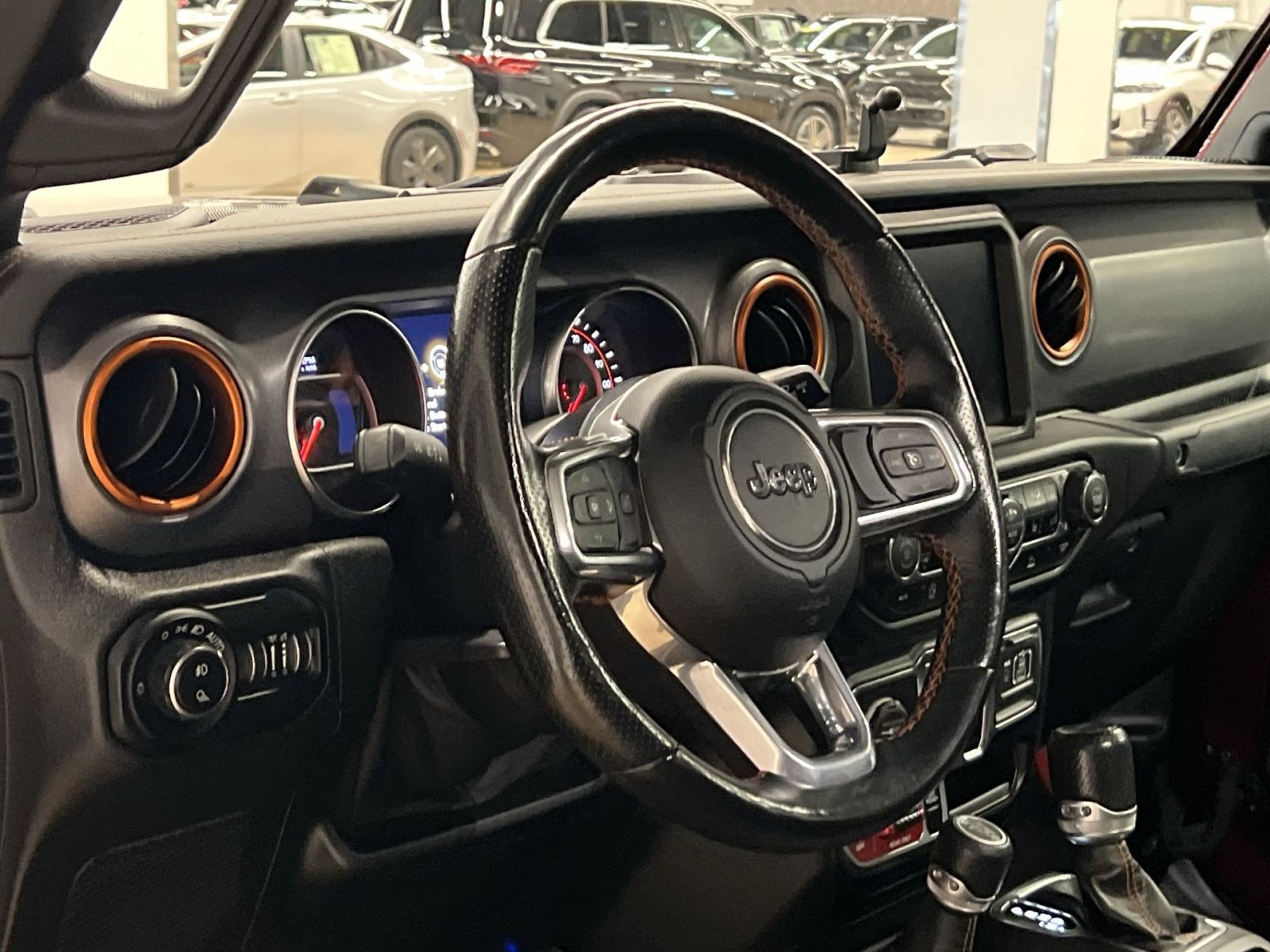 Used 2021 Jeep Gladiator Mojave AWD/4WD image 14
